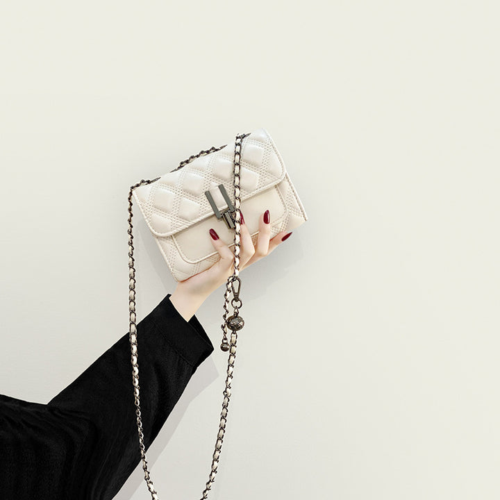 Damen Mini-Clutch mit elegantem Kettenriemen und luxuriösem Steppmuster Nord Taschen