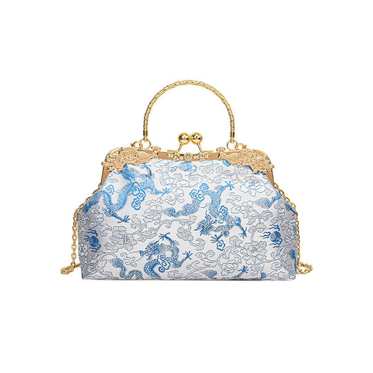 Damen Glamouröse Clutch mit hochwertiger Metallverzierung Nord Taschen