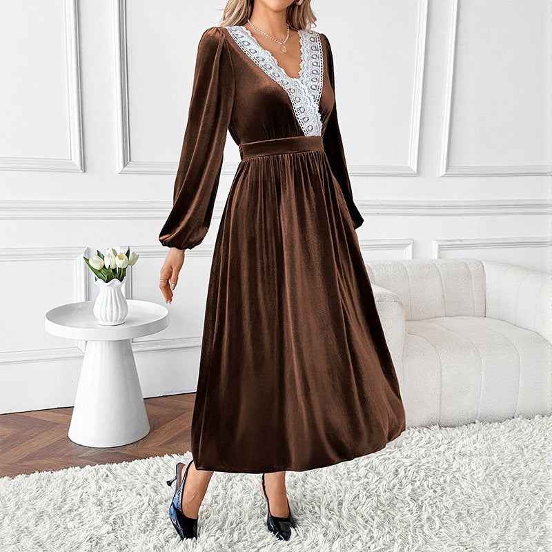 Damen Elegantes Samtkleid mit V‑Ausschnitt, Spitzenbesatz und taillierter Midilänge Nord Taschen