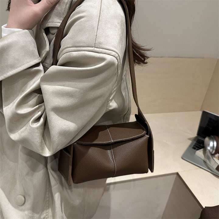 Damen Umhängetasche im minimalistischen Design mit verstellbarem Schulterriemen Nord Taschen