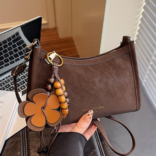 Damen Umhängetasche aus hochwertigem Kunstleder mit elegantem Reißverschluss Nord Taschen