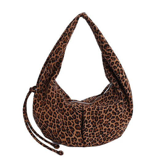 Damen Hobo-Tasche aus weichem Veloursleder mit praktischer Kordelzugöffnung Nord Taschen