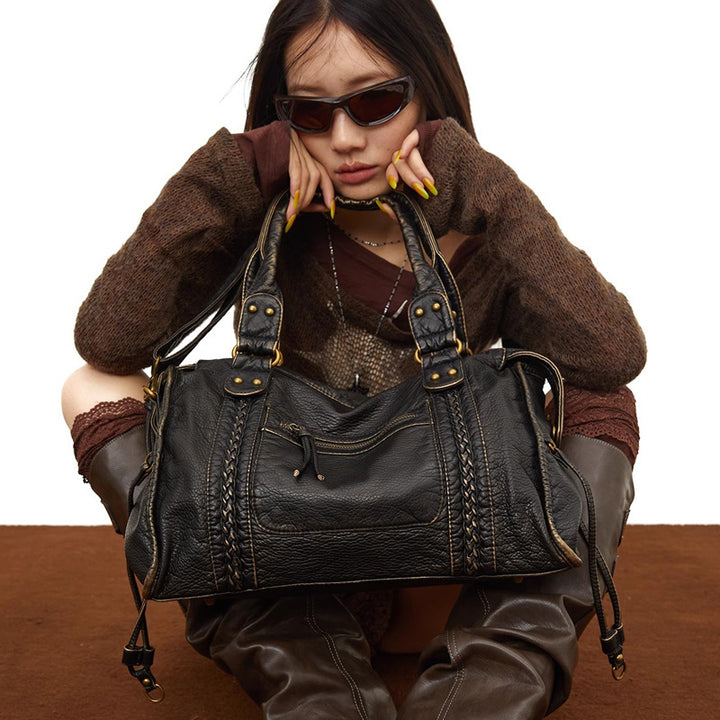 Damen Hobo-Tasche mit praktischen Reißverschlussfächern und eleganter Struktur Nord Taschen