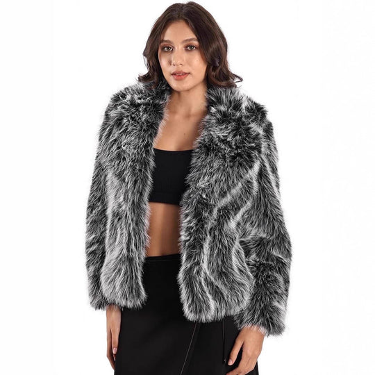 Damen Kurzblouson aus dichtem Kunstpelz mit großzügigem Schalkragen Nord Taschen