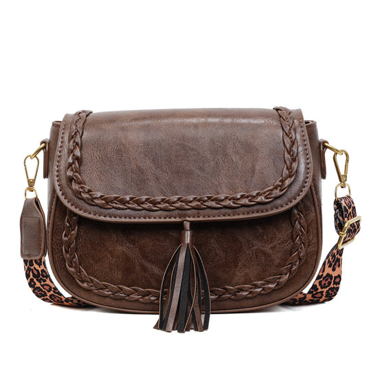 Damentasche mit geflochtenen Details und tierischem Akzent Nord Taschen