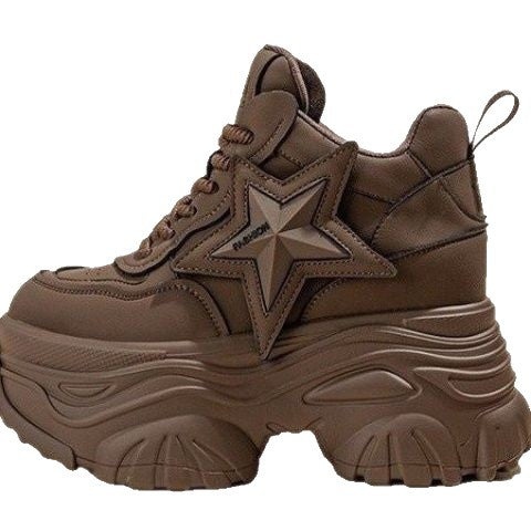 Damen Sportliche Plateau-Sneaker mit markantem Sternapplikation - Arvani