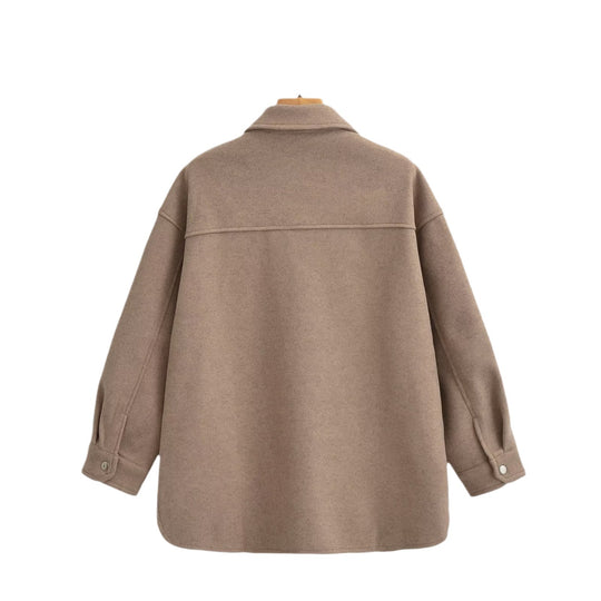 Damen Oversized Teddy-Hemdjacke mit Druckknopfverschlüssen und aufgesetzten Brusttaschen Nord Taschen