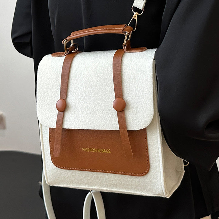 Damen Rucksacktasche mit modischem Plüsch-Anhänger Nord Taschen