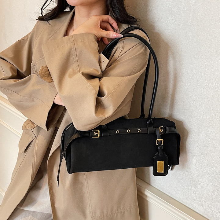 Damen Handtasche aus hochwertigem Wildleder mit elegantem Design Nord Taschen