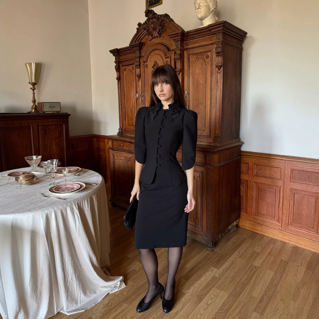 Damen Taillierter Blazer mit besticktem Schalkragen und Puffärmeln Nord Taschen
