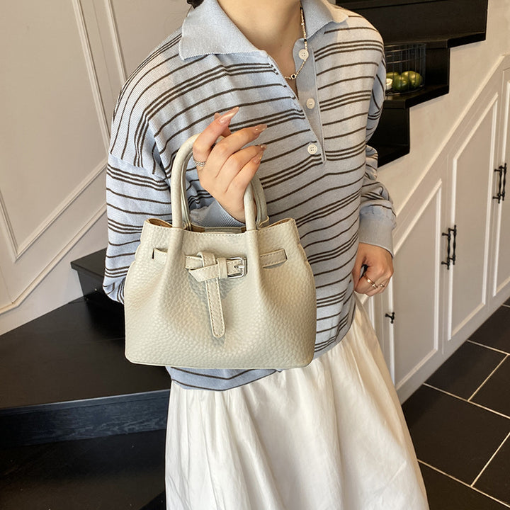Damen Mini-Handtasche mit stilvollem Knopfverschluss Nord Taschen