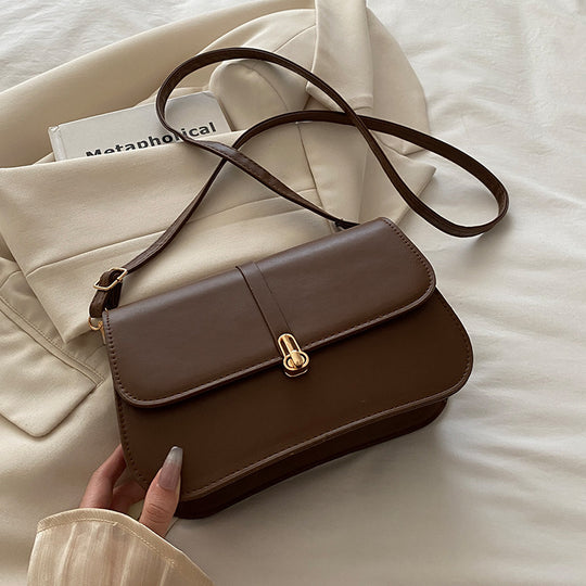 Damen elegante Umhängetasche mit hochwertiger Lederverarbeitung und edlem Verschluss Nord Taschen