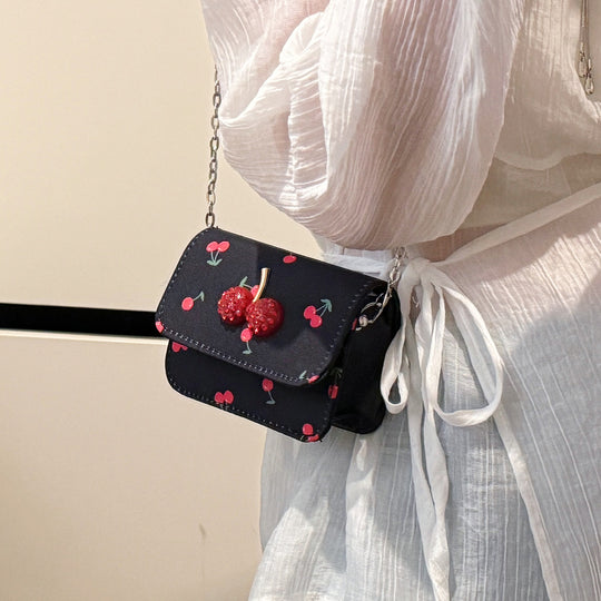Damen Umhängetasche mit fruchtigem Design und Kettenriemen Nord Taschen