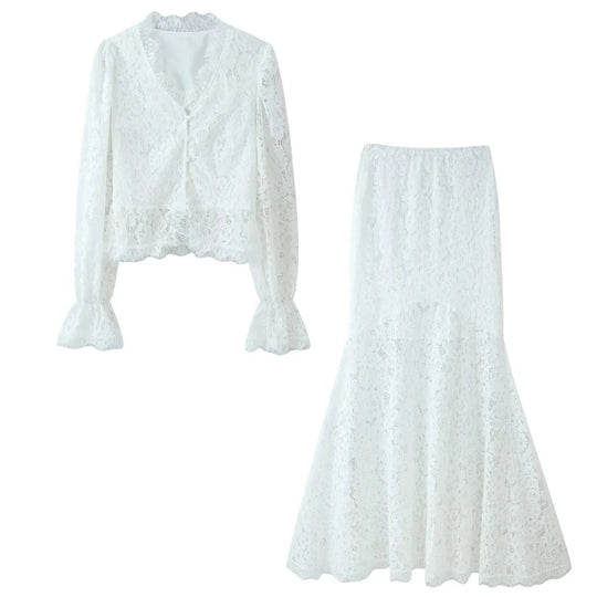 Damen 20+ zweiteiliges Spitzen‑Set: taillierte Bluse mit Volantärmeln und ausgestelltem Mermaid‑Midirock Nord Taschen