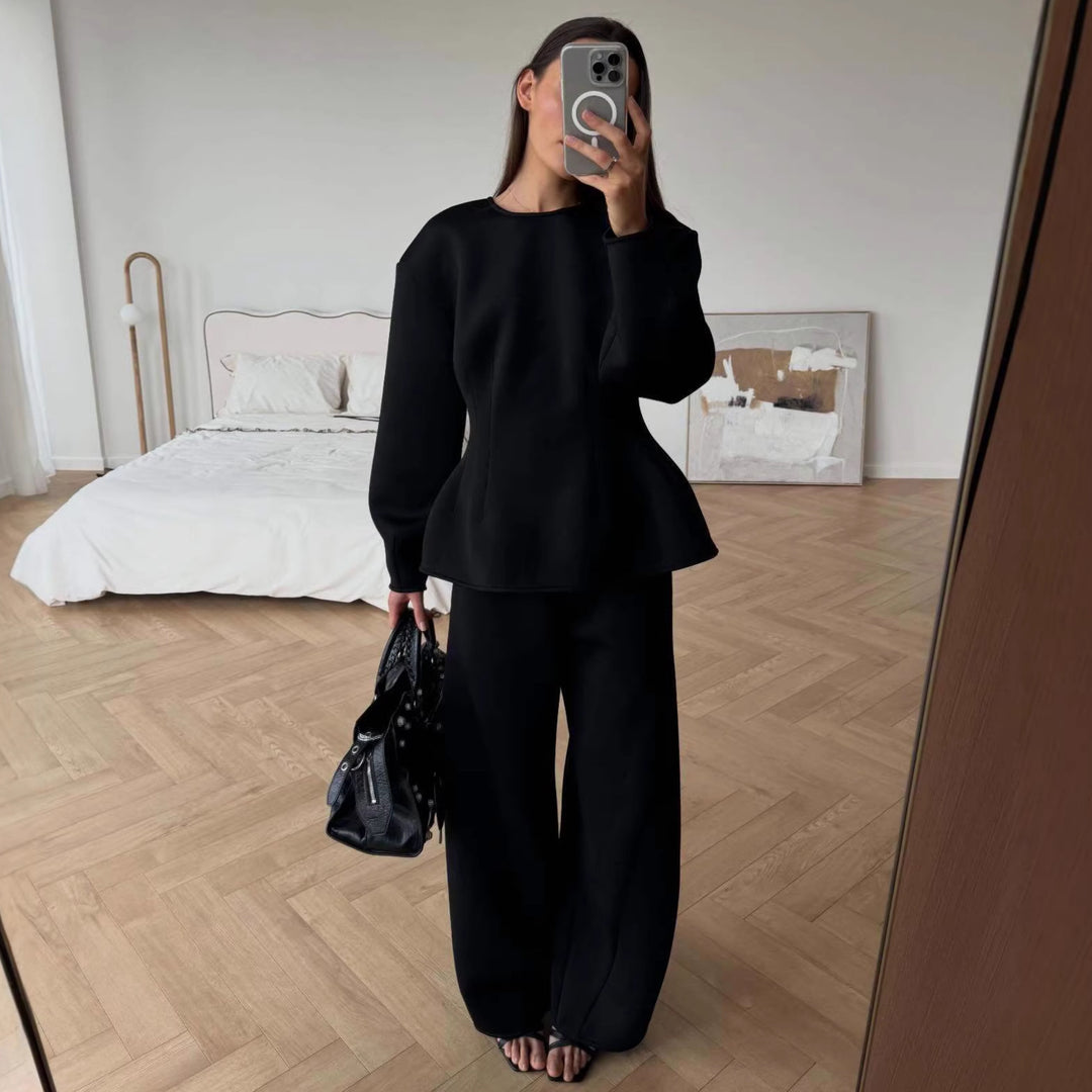 Damen Tailliertes Peplum-Oberteil mit Wiener Nähten und weitem Lounge-Hosen-Set Nord Taschen