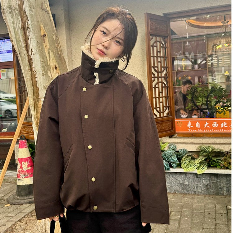 Damen Kurze Oversize-Boxy-Jacke mit Teddykragen und Druckknopfverschluss Nord Taschen