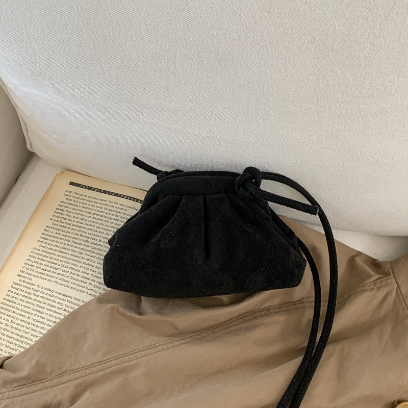 Damen Tasche mit geschmeidiger Veloursoberfläche und modischem Kordelzug Nord Taschen