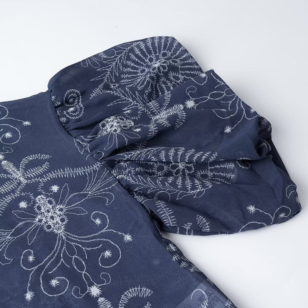 Damen Oversize-Buttonbluse mit Ballonärmeln und großem Hemdkragen Nord Taschen