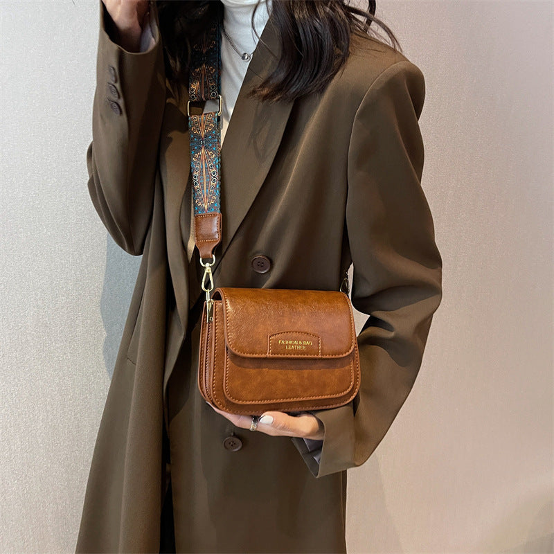 Damen Umhängetasche im Vintage-Look mit aufwendigem Schulterriemen Nord Taschen