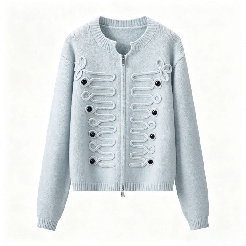 Damen Kurz geschnittene Strickjacke mit dekorativen Kordelapplikationen und Zwei-Wege‑Reißverschluss Nord Taschen