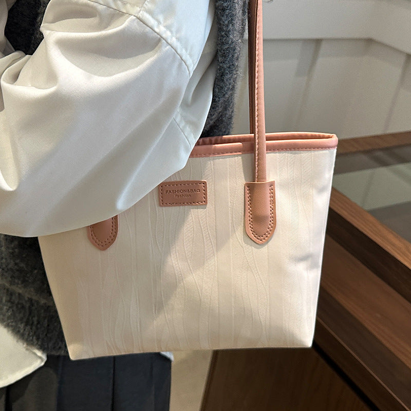 Damen stilvolle Shopper-Tasche aus strapazierfähigem Material Nord Taschen