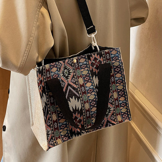 Damen Jute-Tasche mit traditionellem Ethno-Muster Nord Taschen