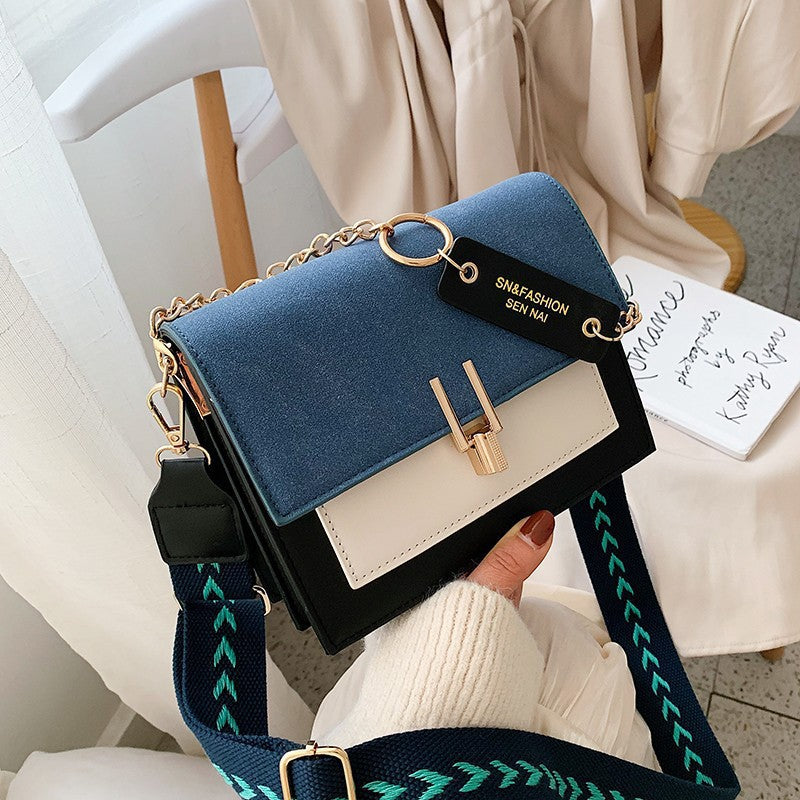 Damen elegante Umhängetasche mit stilvollem Kettenverschluss und hochwertiger Textur Nord Taschen