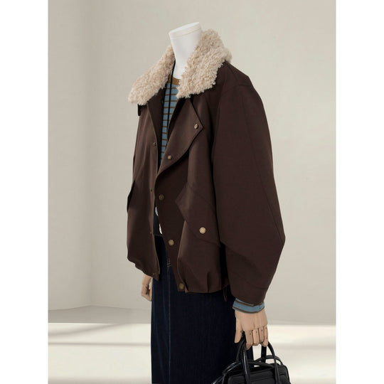 Damen Kurze Oversize-Bomberjacke mit Teddykragen und Druckknopfdetails Nord Taschen