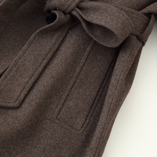Damen Midilanger Wollmix-Mantel mit Stehkragen, asymmetrischer Knopfleiste und Taillengürtel Nord Taschen