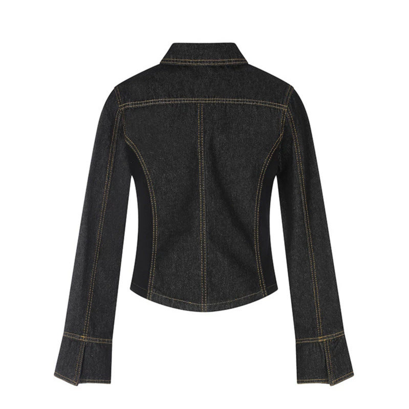Damen taillierte Cropped-Jeansjacke mit Formnähten, Brustpatten und Schmuckknöpfen Nord Taschen