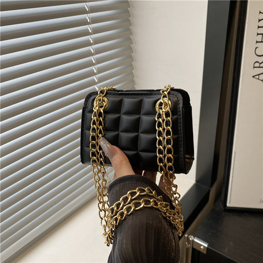 Damen modische Mini-Handtasche mit exquisiten Kettenakzenten Nord Taschen