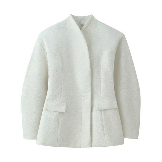 Damen Bouclé-Kurzjacke mit kastiger Silhouette, verdeckter Druckknopfleiste und Pattentaschen Nord Taschen