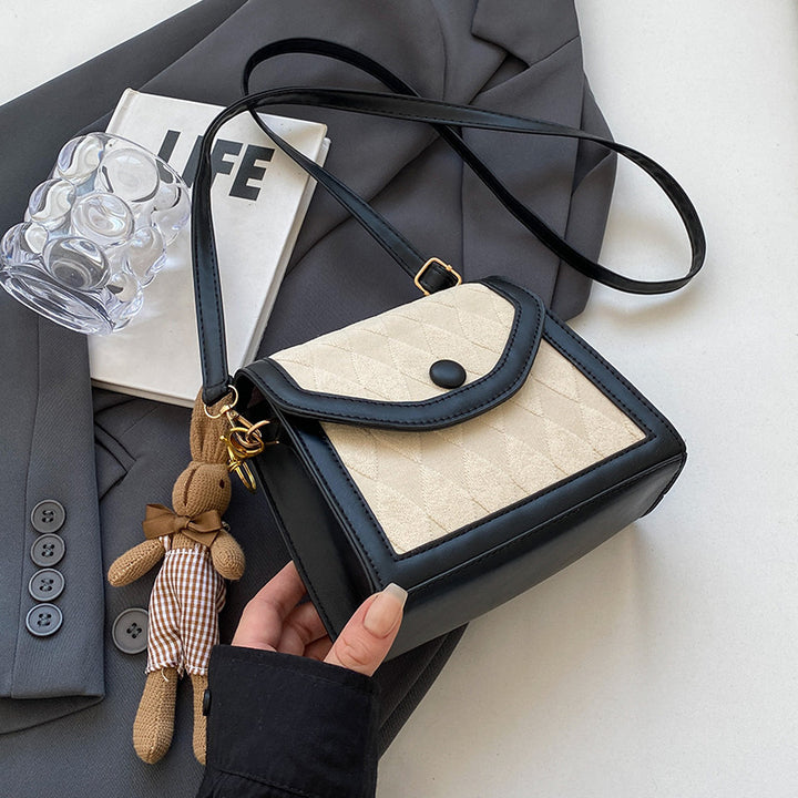 Damen modische Umhängetasche mit edlem Rautenstepp Nord Taschen