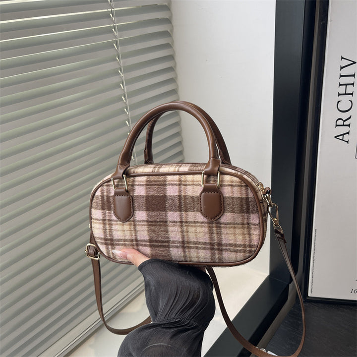 Damen modische Schultertasche im Karodesign Nord Taschen