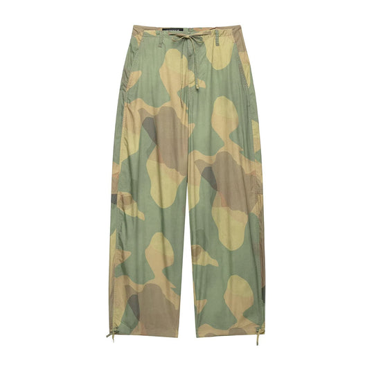 Damen Weitgeschnittene Cargohose im Camouflage‑Muster mit Kordelbund und Knöchelzug Nord Taschen