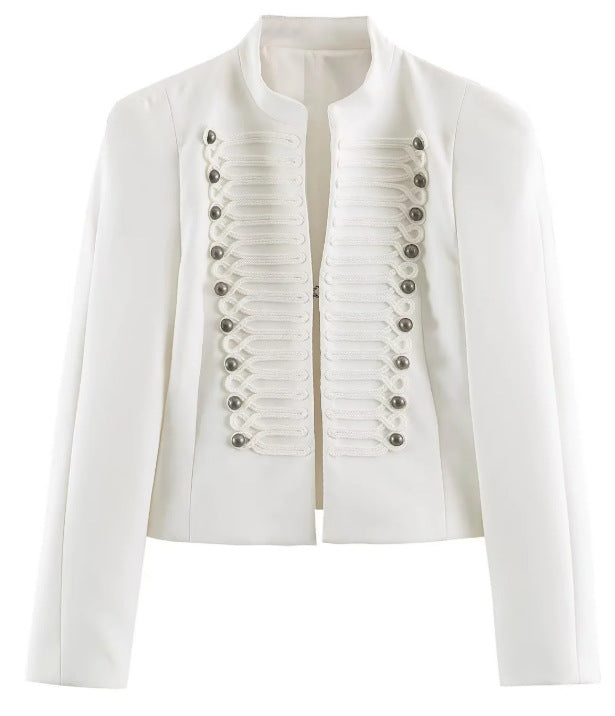 Damen Taillierter Cropped‑Blazer mit militärischer Galonverzierung und Stehkragen Nord Taschen
