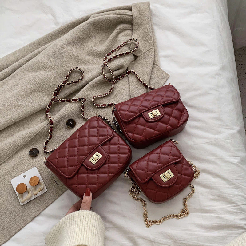 Damen Schultertasche mit eleganter Steppung von Nord Taschen