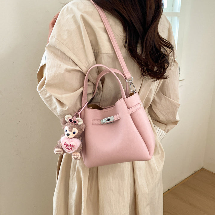 Damen Designer-Handtasche mit süßem Plüschtieranhänger Nord Taschen