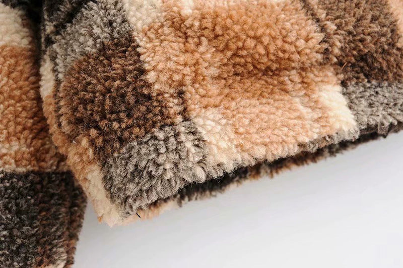 Damen Karierte Teddyjacke mit Reißverschluss, Oversize‑Schnitt und Kunstfellfutter Nord Taschen