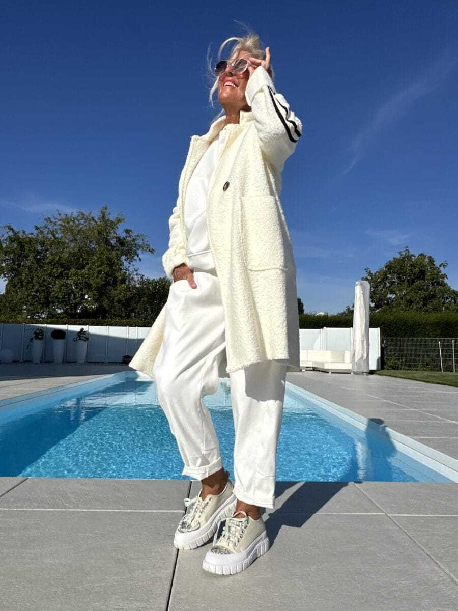 Damen Sportliche Longjacke mit praktischen Taschen und Streifenmotiv