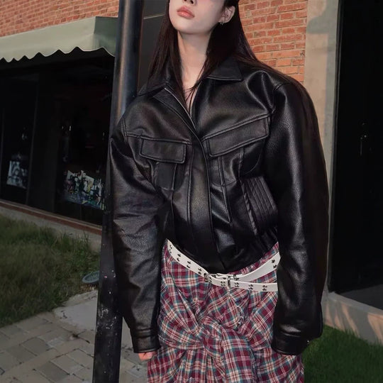 Damen Kurz geschnittene Kunstlederjacke im Boxy Cut mit voluminösen Ballonärmeln Nord Taschen