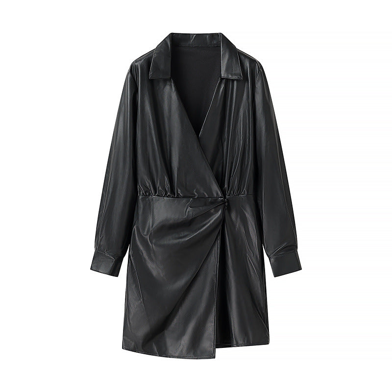 Damen Wickel-Kunstleder-Minikleid mit Hemdkragen, geraffter Taillenpartie und Manschetten Nord Taschen