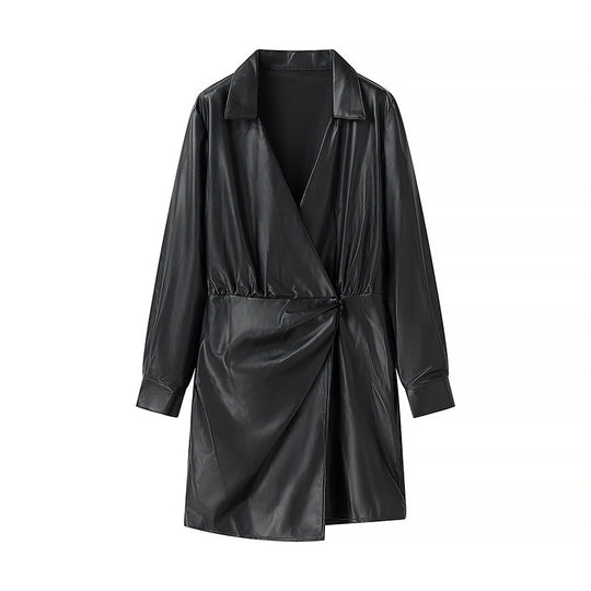 Damen Wickel-Kunstleder-Minikleid mit Hemdkragen, geraffter Taillenpartie und Manschetten Nord Taschen