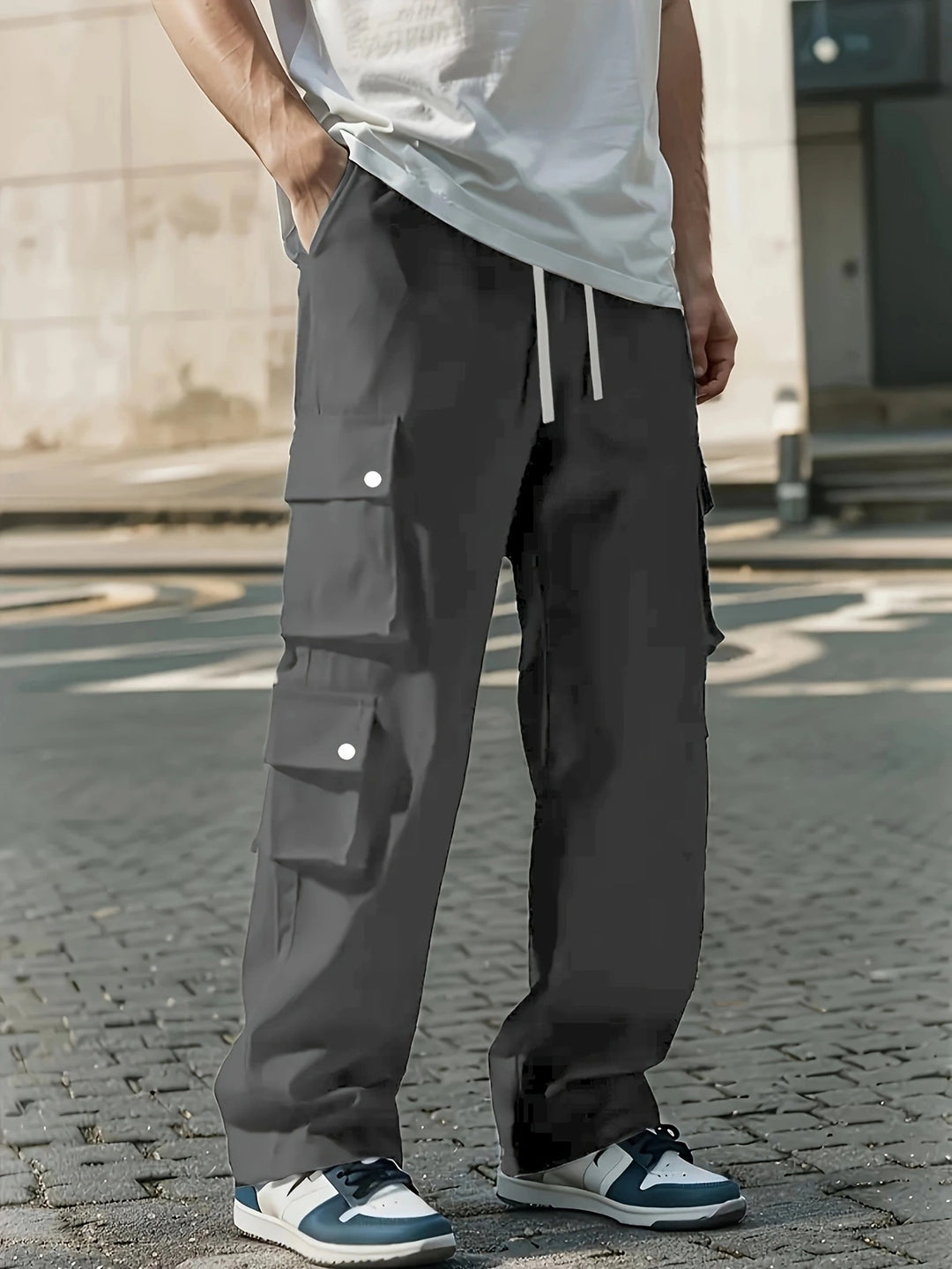 Herren Locker sitzende Cargo-Hose mit mehreren Klapp- und Utility-Taschen & Kordelzugbund Nord Taschen