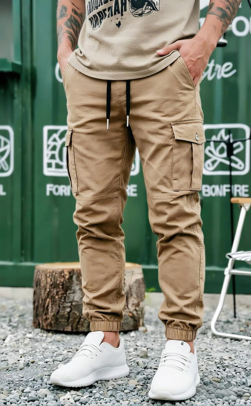 Herren Tapered Cargo-Jogginghose mit Tunnelzug, elastischen Bündchen & Mehrfachtaschen Nord Taschen