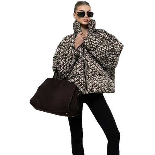 Damen Kurz gesteppte Oversize-Steppjacke mit hohem Schalkragen Nord Taschen