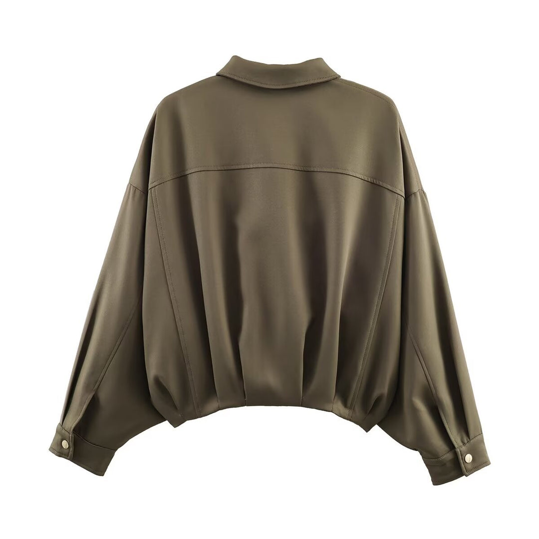 Damen Oversize Kurzjacke mit aufgesetzten Pattentaschen, Tropfenärmeln und elastischem Saum Nord Taschen