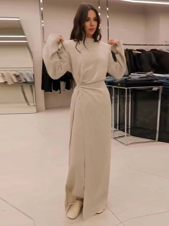 Damen Maxikleid mit taillierter Silhouette, ausgestelltem Rock und markanten Schultern Nord Taschen