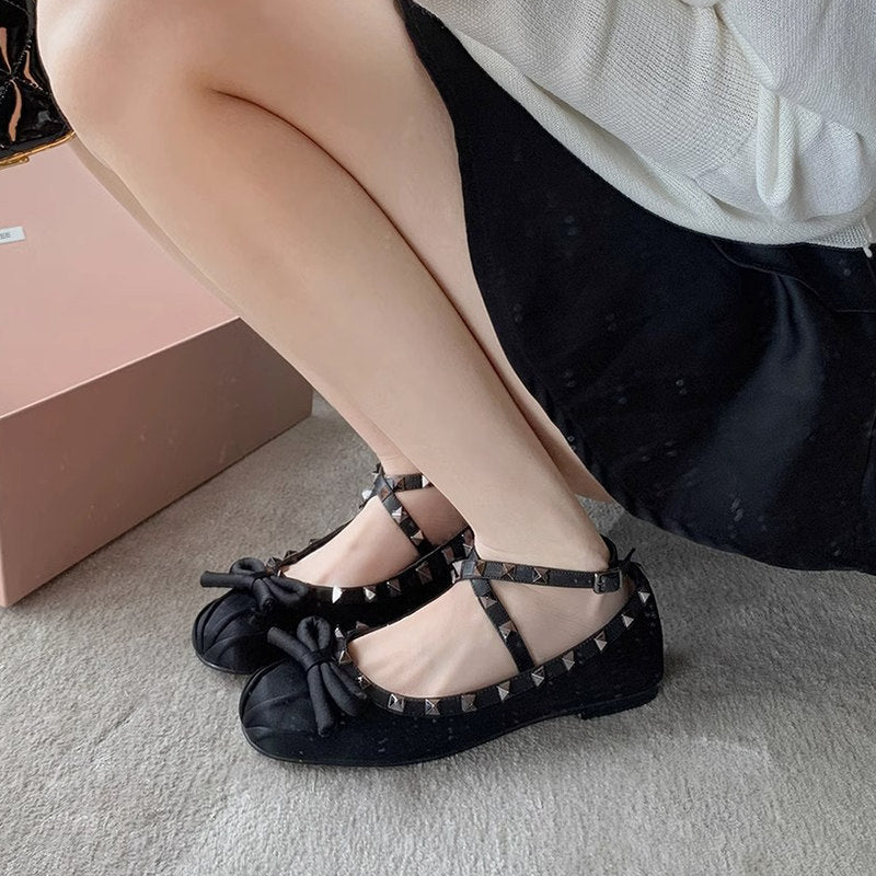 Damen Ballerinas mit stilvollem Nieten-Detail und edlem Schleifenakzent Nord Taschen