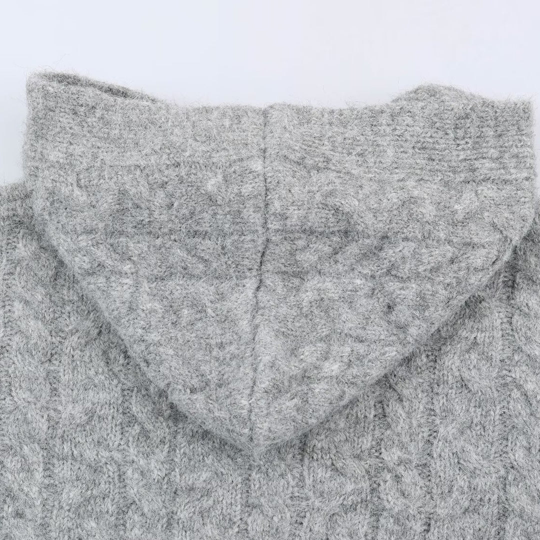 Damen Langgestrickter Kapuzen-Cardigan mit Zopfmuster und Knopfleiste Nord Taschen